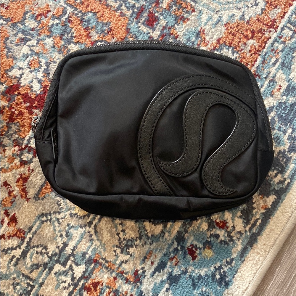 lululemon athletica Black Men's Bag